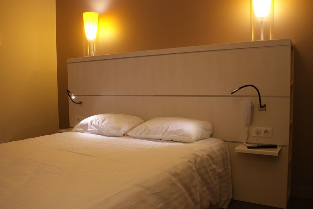 Hotel Confort La Rochelle Centre Les Minimes Oda fotoğraf