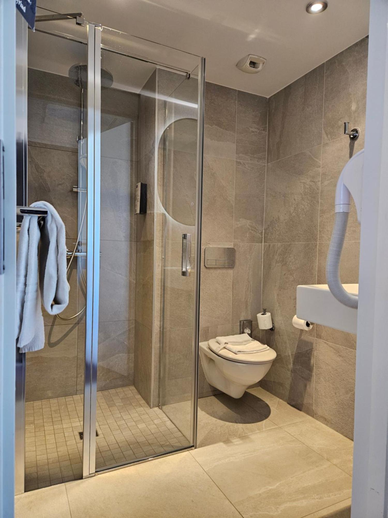 Hotel Confort La Rochelle Centre Les Minimes Dış mekan fotoğraf